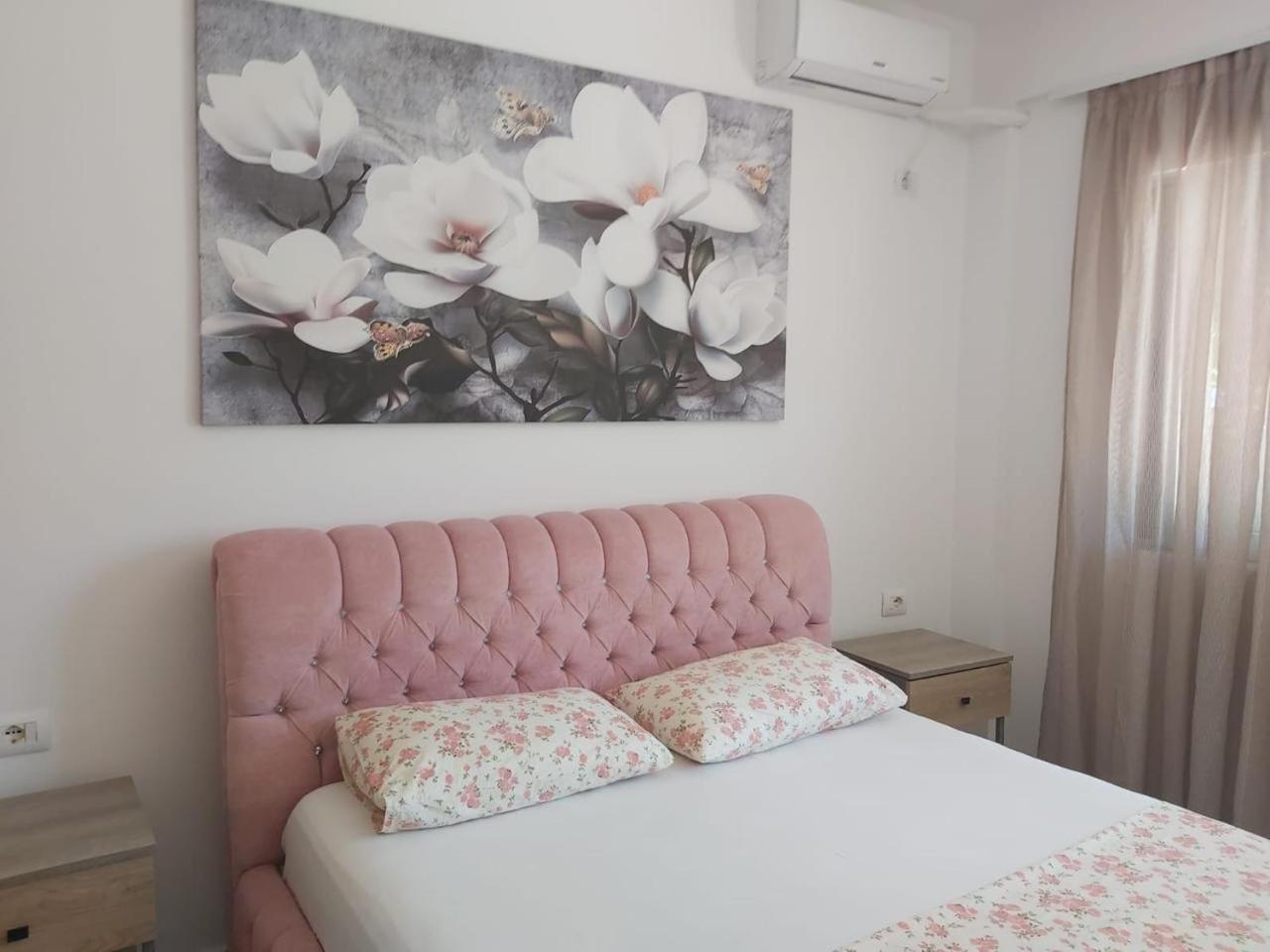 Bunec Seascape Villa Piqeras ภายนอก รูปภาพ